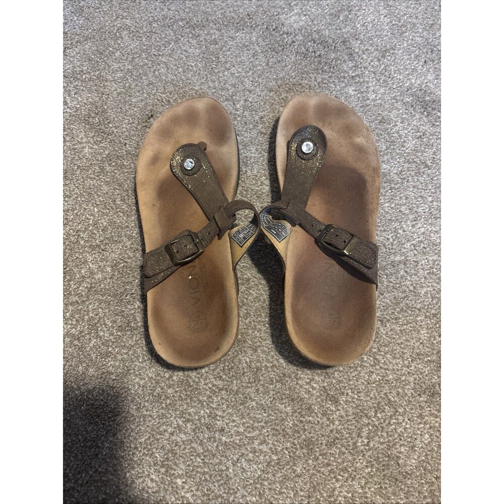 Vionic Sandals Women’s Size 9